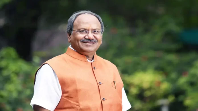 बर्खास्त शिक्षकों के समर्थन में उतरे सांसद बृजमोहन अग्रवाल मुख्यमंत्री को लिखा पत्र, समकक्ष पदों पर समायोजन की रखी मांग