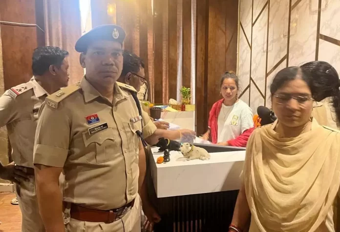 स्पा सेंटरों पर रायपुर पुलिस का एकसाथ छापा, कई संचालक हिरासत में आपत्तिजनक सामग्री बरामद