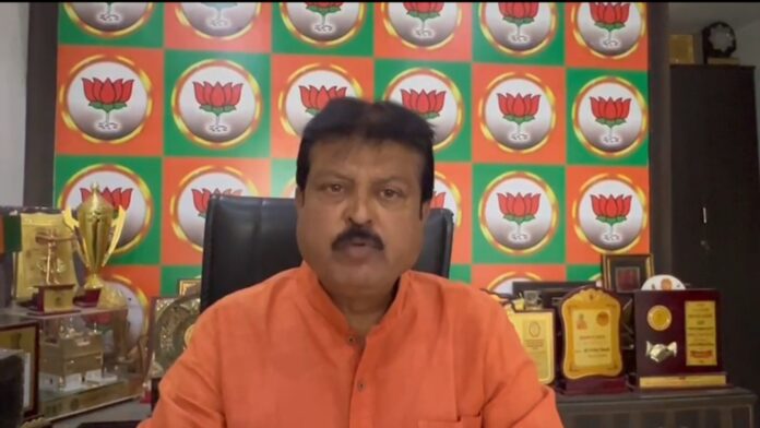 राजनीतिक घमासान : नक्सल मुद्दे पर कांग्रेस को घेरे भाजपा महामंत्री संजय श्रीवास्तव, कहा “नक्सलियों के समर्थन में बयान देना शर्मनाक”