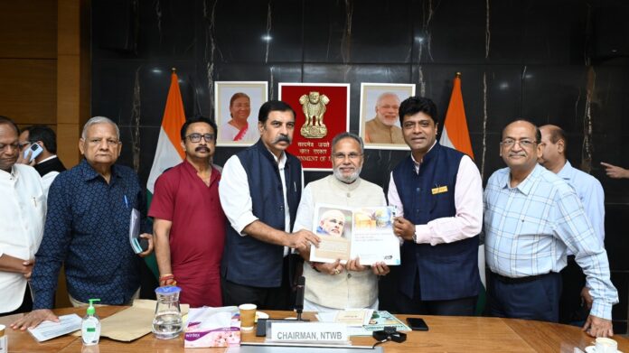 राष्ट्रीय व्यापारी कल्याण बोर्ड की छठवीं बैठक में शामिल हुए अमर पारवानी, आत्मनिर्भर भारत को साकार करने 20 बिंदुओं पर लिया संकल्प