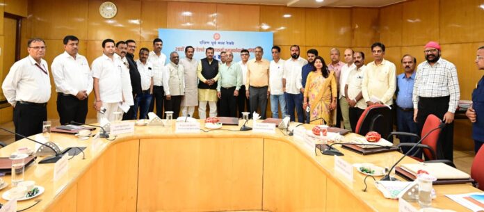 ZRUCC की बैठक सम्पन्न : रेल सुविधाओं के विस्तार व उन्नयन को लेकर दिये गए अहम सुझाव