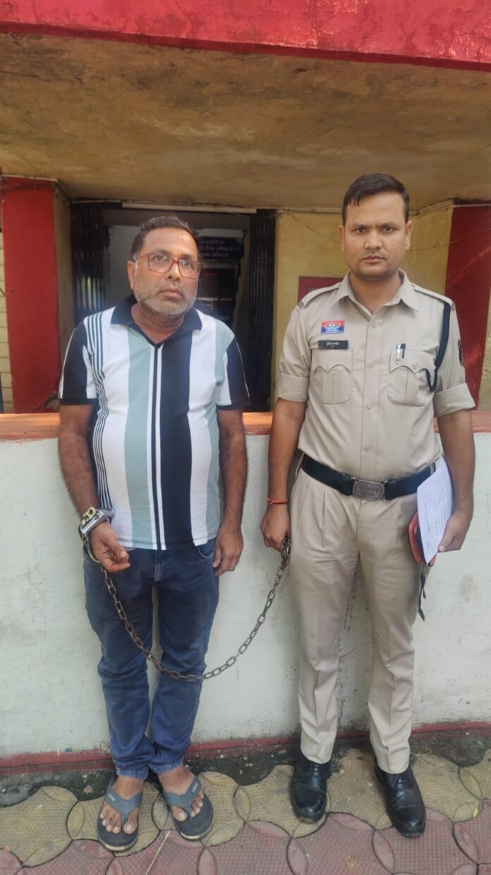 9 साल से फरार चिटफंड कंपनी का डायरेक्टर दिनेश टेम्भरे उर्फ बबलू नागपुर से गिरफ्तार, करोड़ों की ठगी का आरोपी