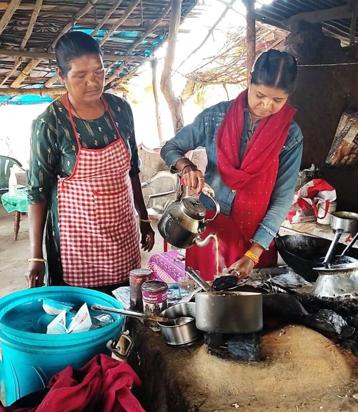 छोटे कदम, बड़ी उड़ान: महतारी वंदन योजना से हिन्देश्वरी बनीं सफल उद्यमी