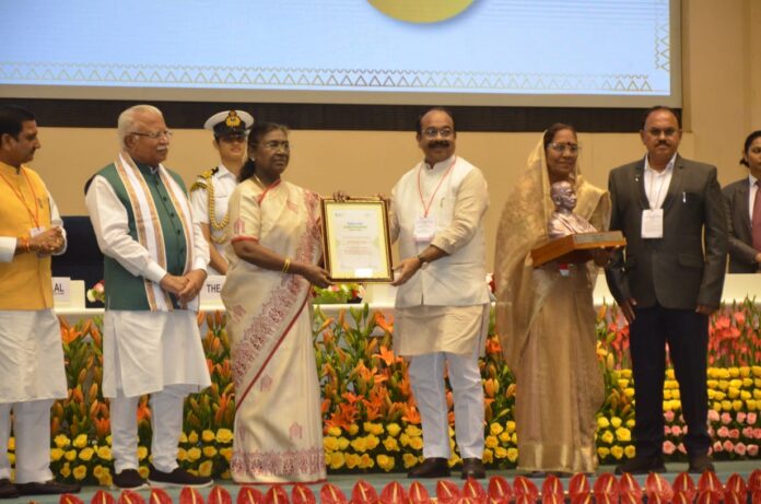 बिल्हा देश का सबसे स्वच्छ शहर, बिलासपुर व कुम्हारी भी टॉप पर | रायपुर को मिला 'प्रॉमिसिंग स्वच्छ शहर' का खिताब